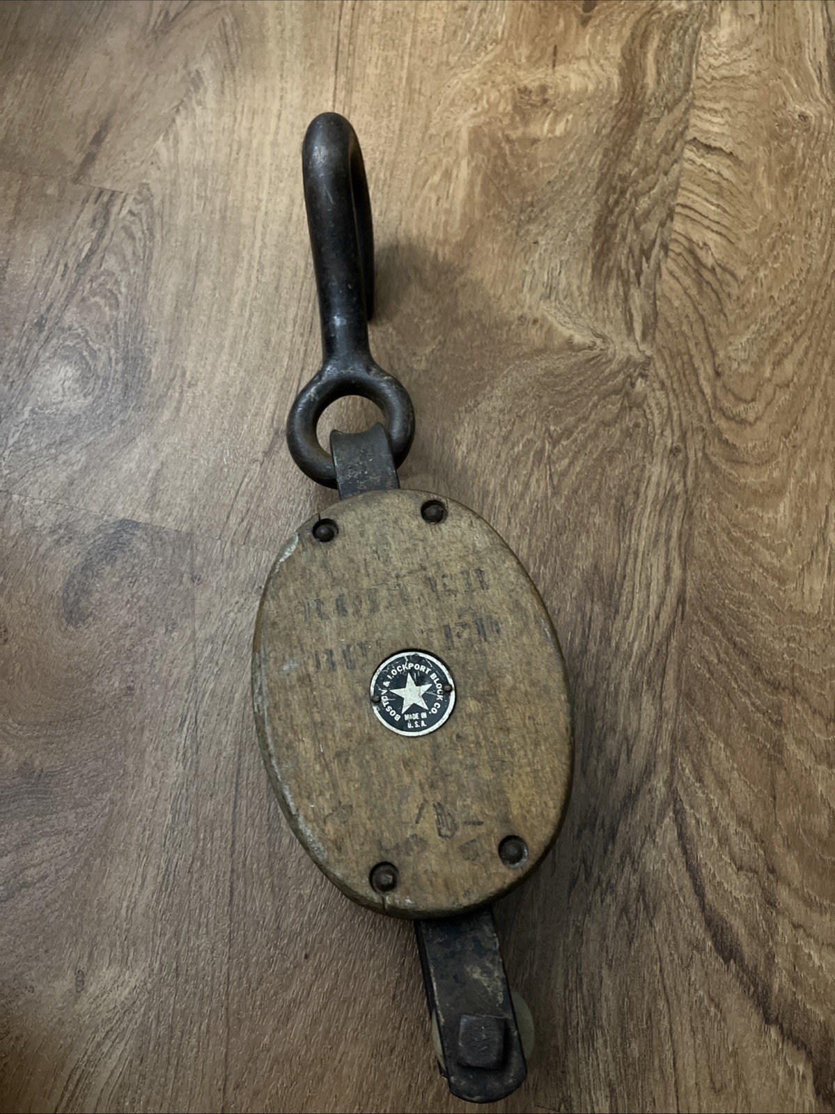 Boston & Lockport Block Co. Farm Barn Nautical Antique Block & Tackle Pulley