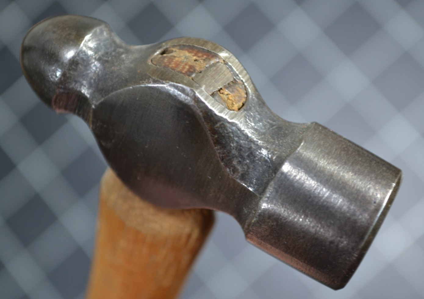 TRUE TEMPER – #570 – 4oz – BALL PEIN HAMMER WITH ORIGINAL MARKED HANDLE