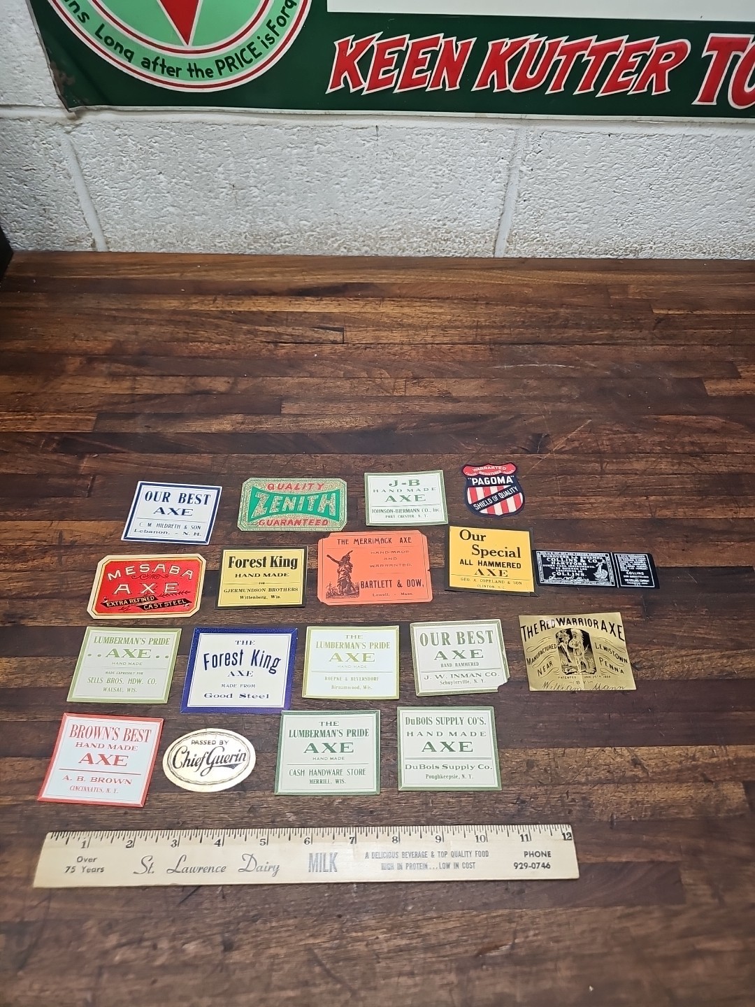 G37- Collection of vintage axe head labels (18)