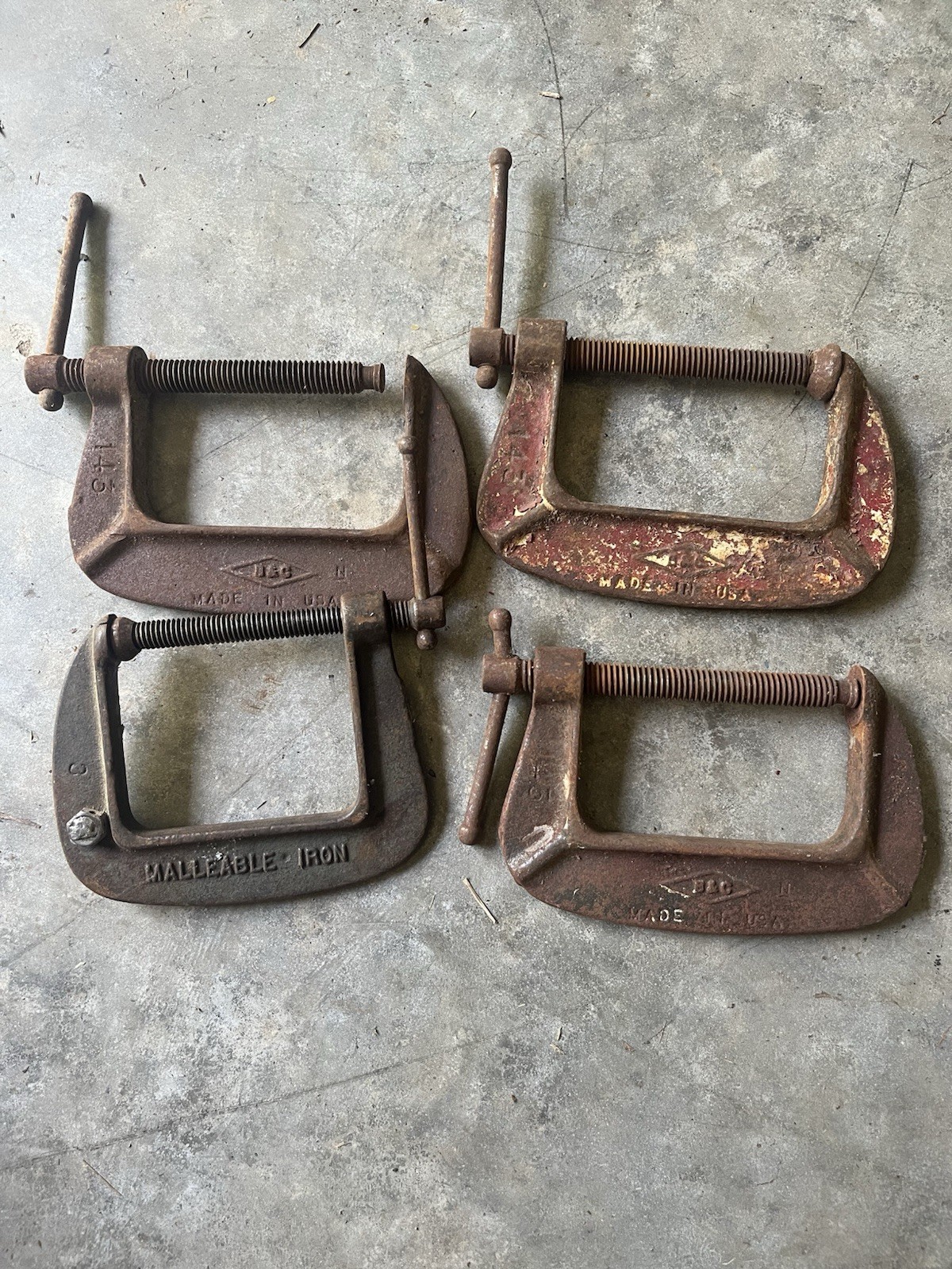 Lot (4) Vintage B&C Clamp Cast Iron USA 142 1/2 & 143 – Malleable Iron – READ