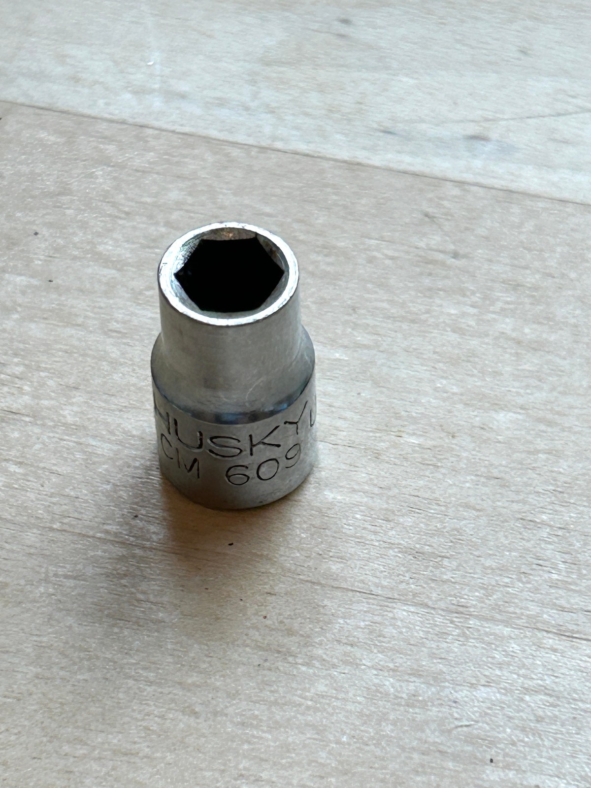 Vintage Husky 9/32” – 6 point Socket – 1/4″ Drive – CM 609