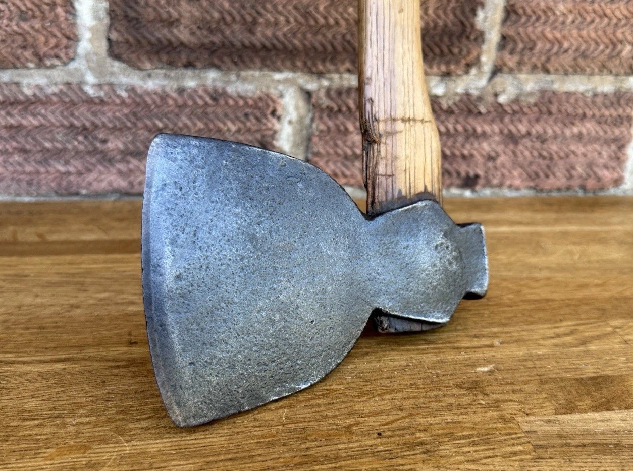 Vintage Eagle 310 Kent Pattern Axe Hatchet Kindling Camping Woodworking Old Tool