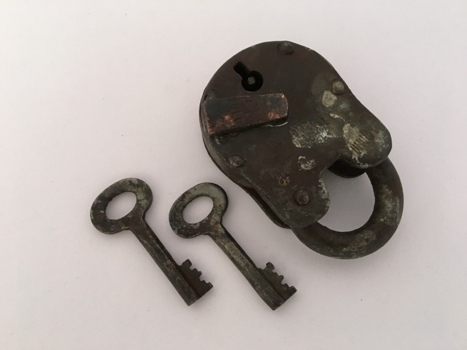 Lock Vintage Iron Padlock With 2 Key Rich Patina Made In India Collective Rusty