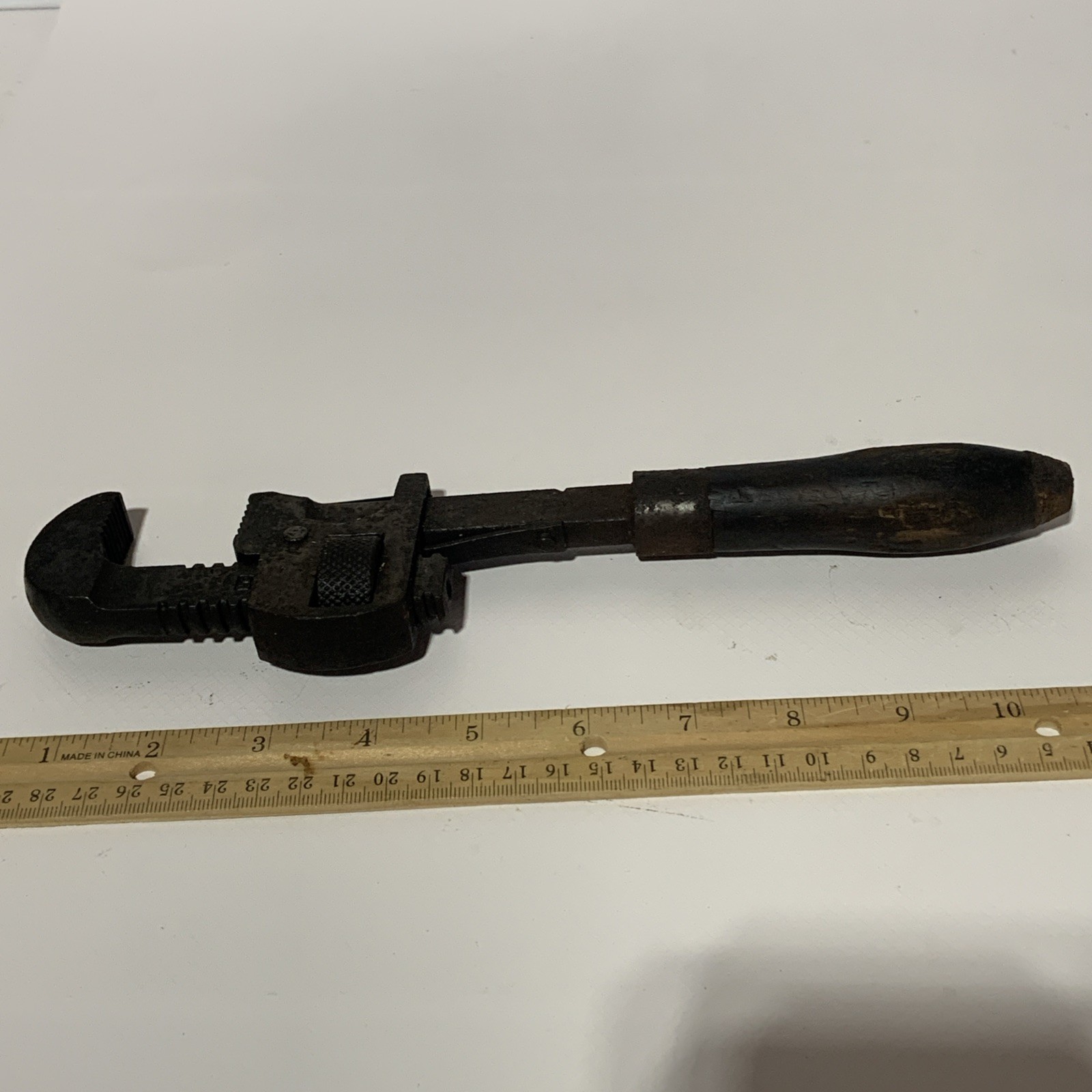 Vintage Stillson Walworth Mfg Boston Mass USA Pipe Wrench 10’’