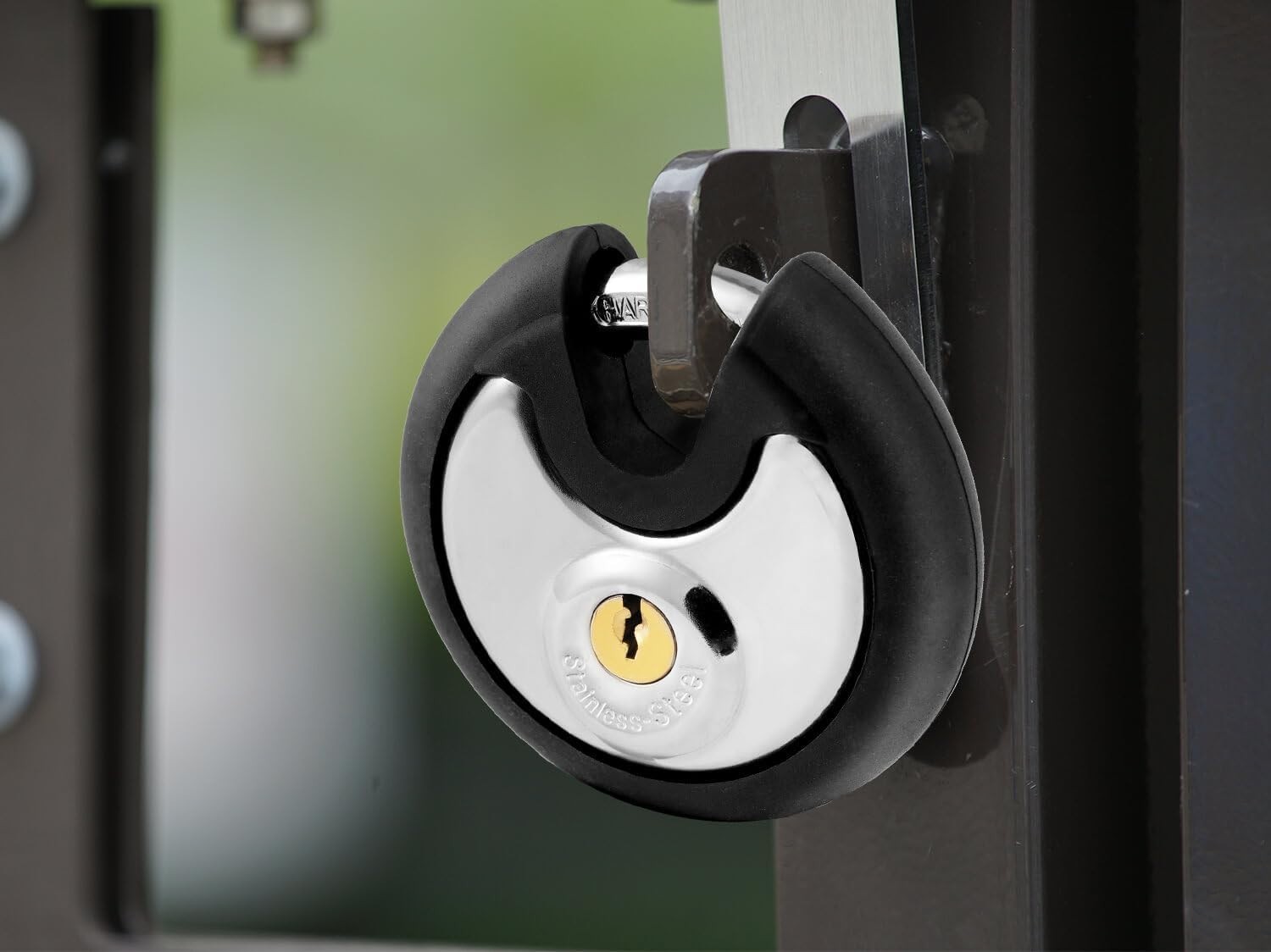 Heavy-Duty Waterproof Stainless Steel Disc Lock – Perfect for Outdoor Security