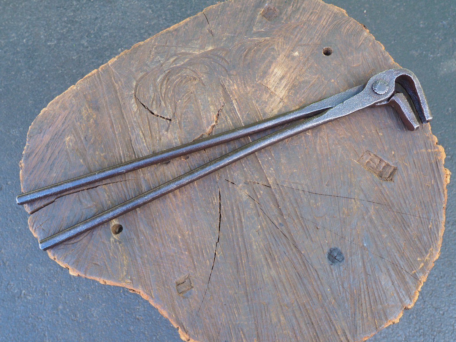 SWEET 19″ PICKUP “90 DEGREE” FORGING BLADESMITH KNIFE TONGS BLACKSMITH ANVIL