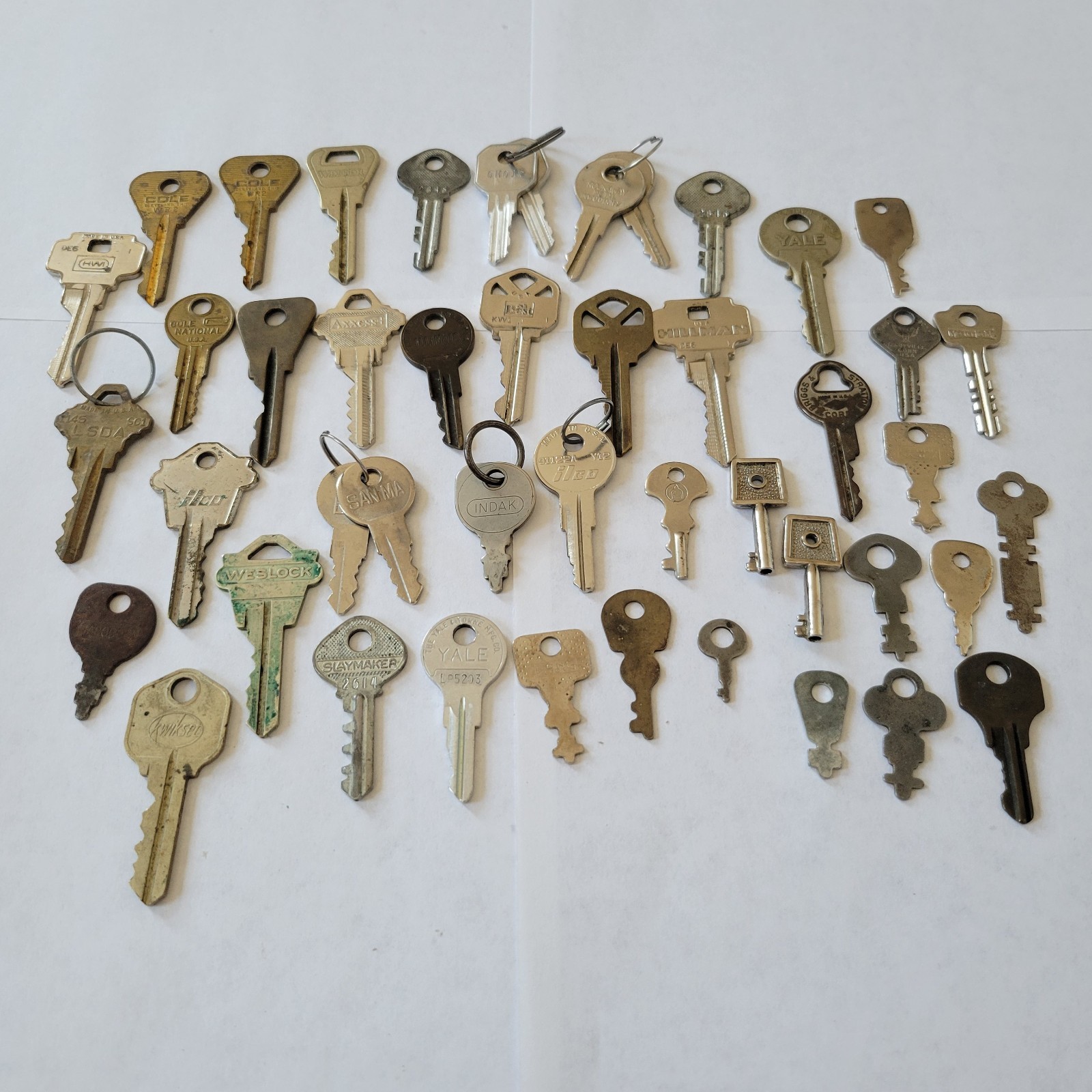 Lot Of Vintage Keys, Miscellaneous Brands, House, Padlock, Cabinet, Some Flat