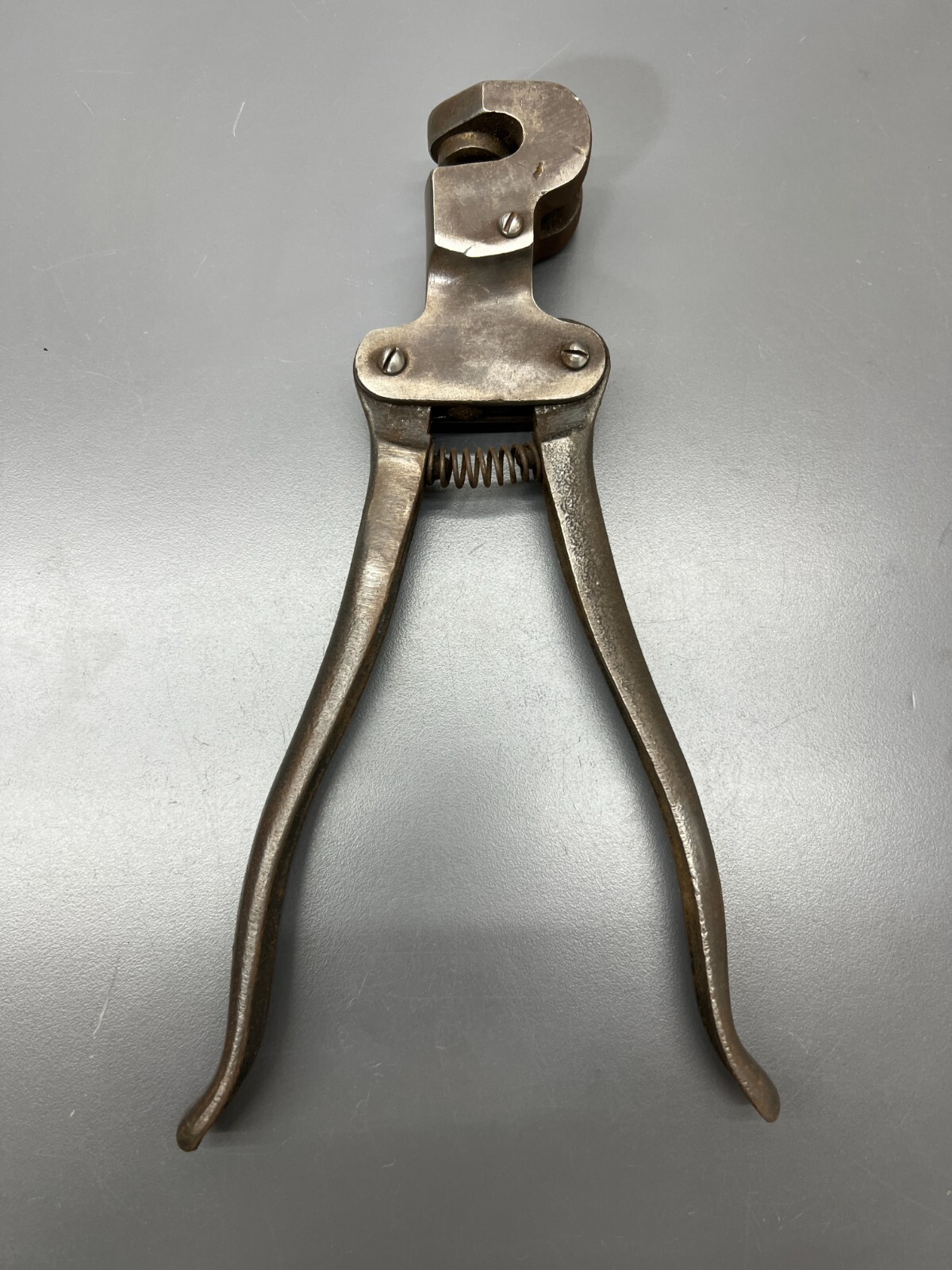 (Z) VINTAGE DISSTON TRIUMPH LARGE 10.5″ SAW SET PLIERS – VGC – MADE IN USA