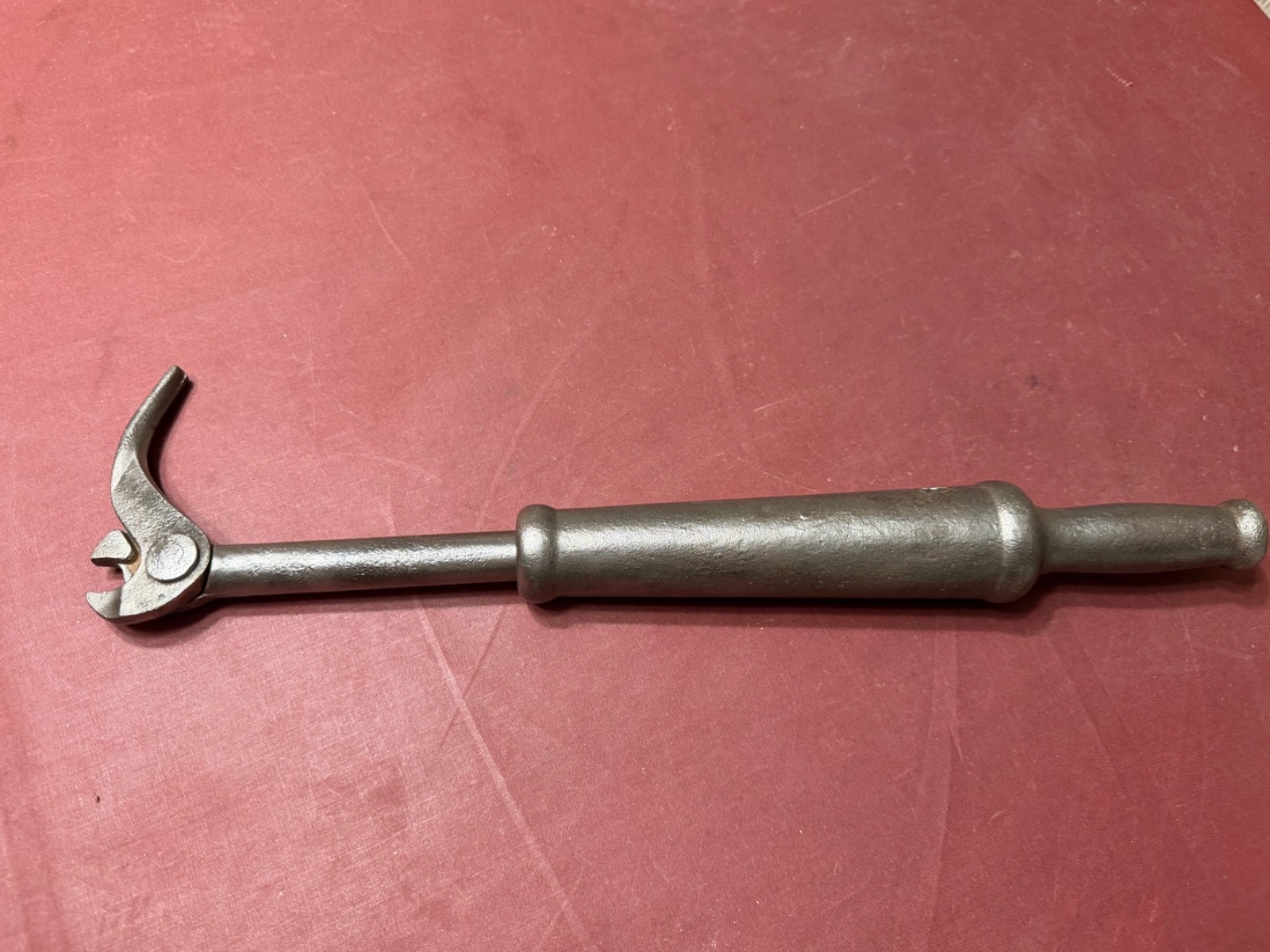 Vintage “REX – MADE IN USA” Slide Hammer Puller, 18″+ 5-1/2″ Slide, W/Spring Jaw