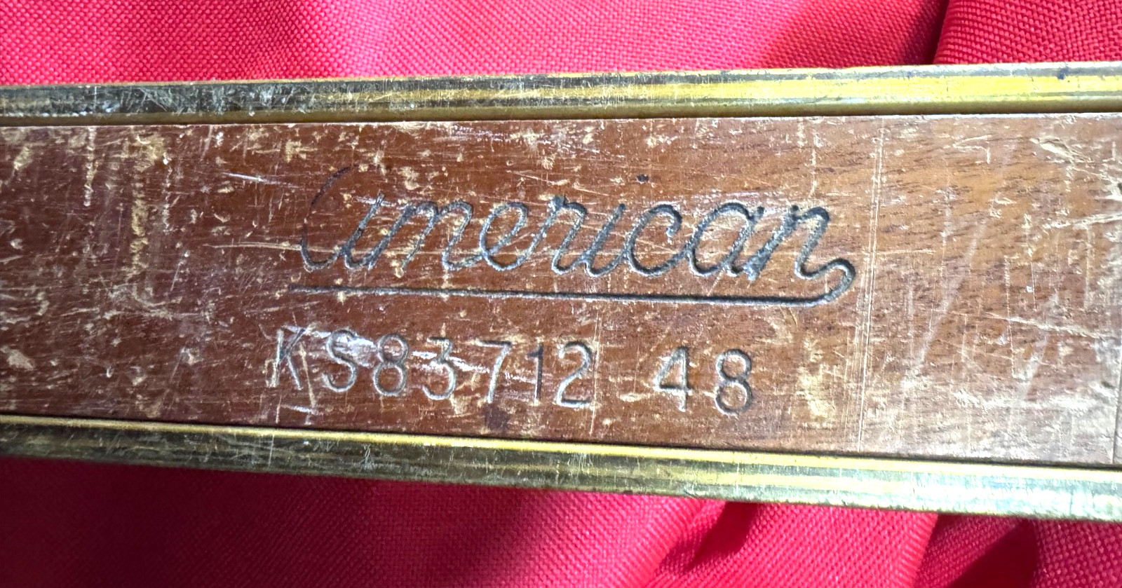 Vintage American Co 48″ Wood & Brass Carpenters Level KS83712-48