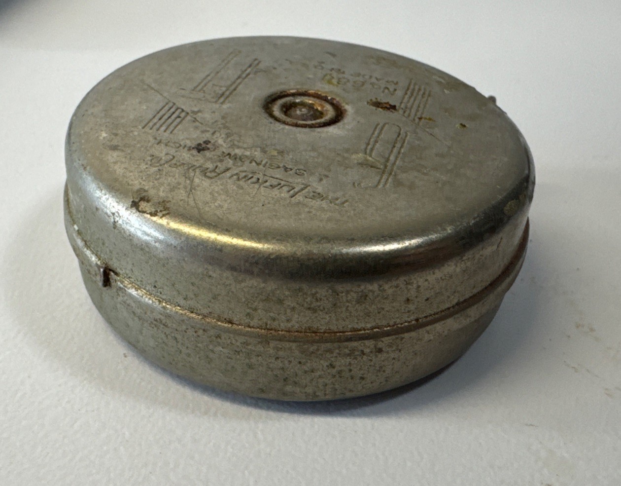 Vintage Art Deco Lufkin Measuring Tape Wizard #686 6 Ft. Metal Case