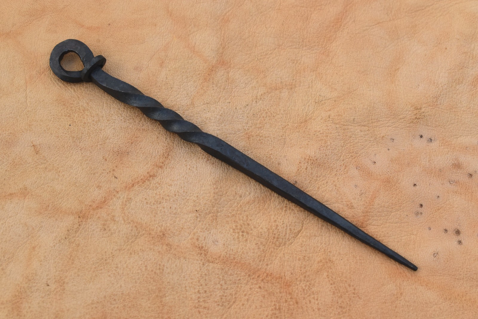 Vintage Style blacksmith iron handforged twisted Spiral hair stick pin tool 8.5″
