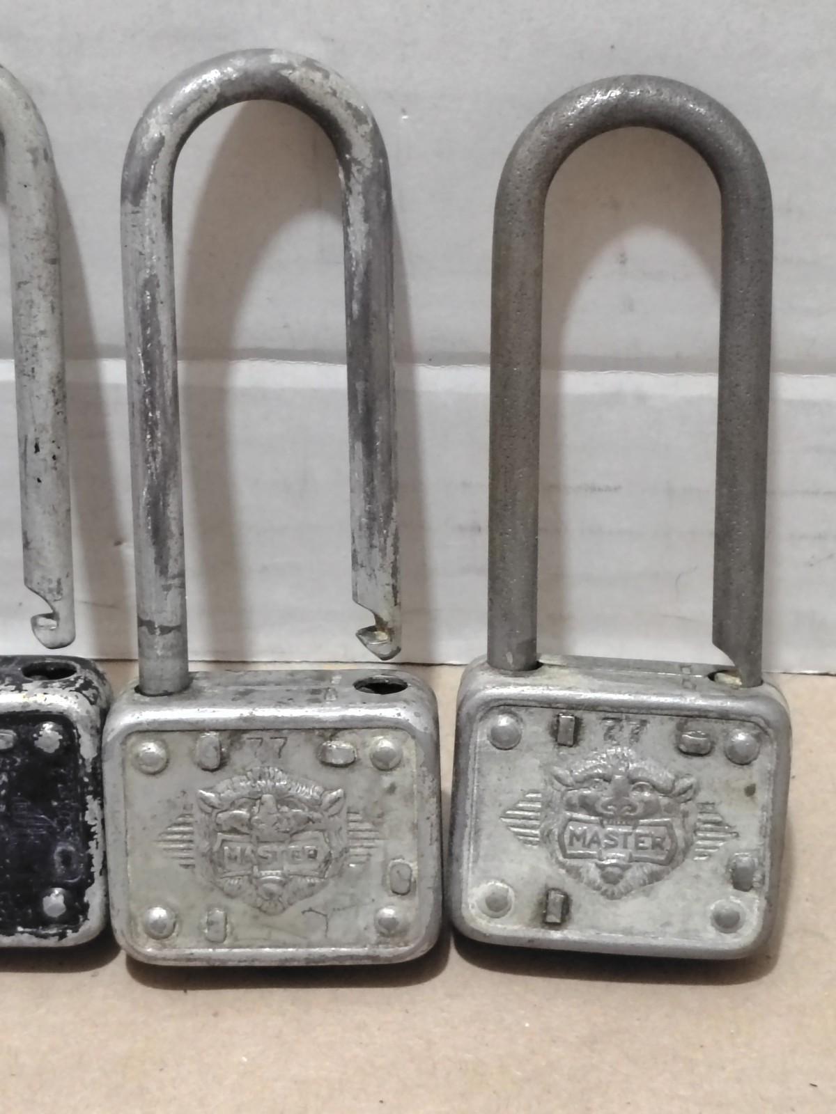 Lot of 14 Vintage Master Lock Co. #77 Lion Head Padlock – No Keys That Work