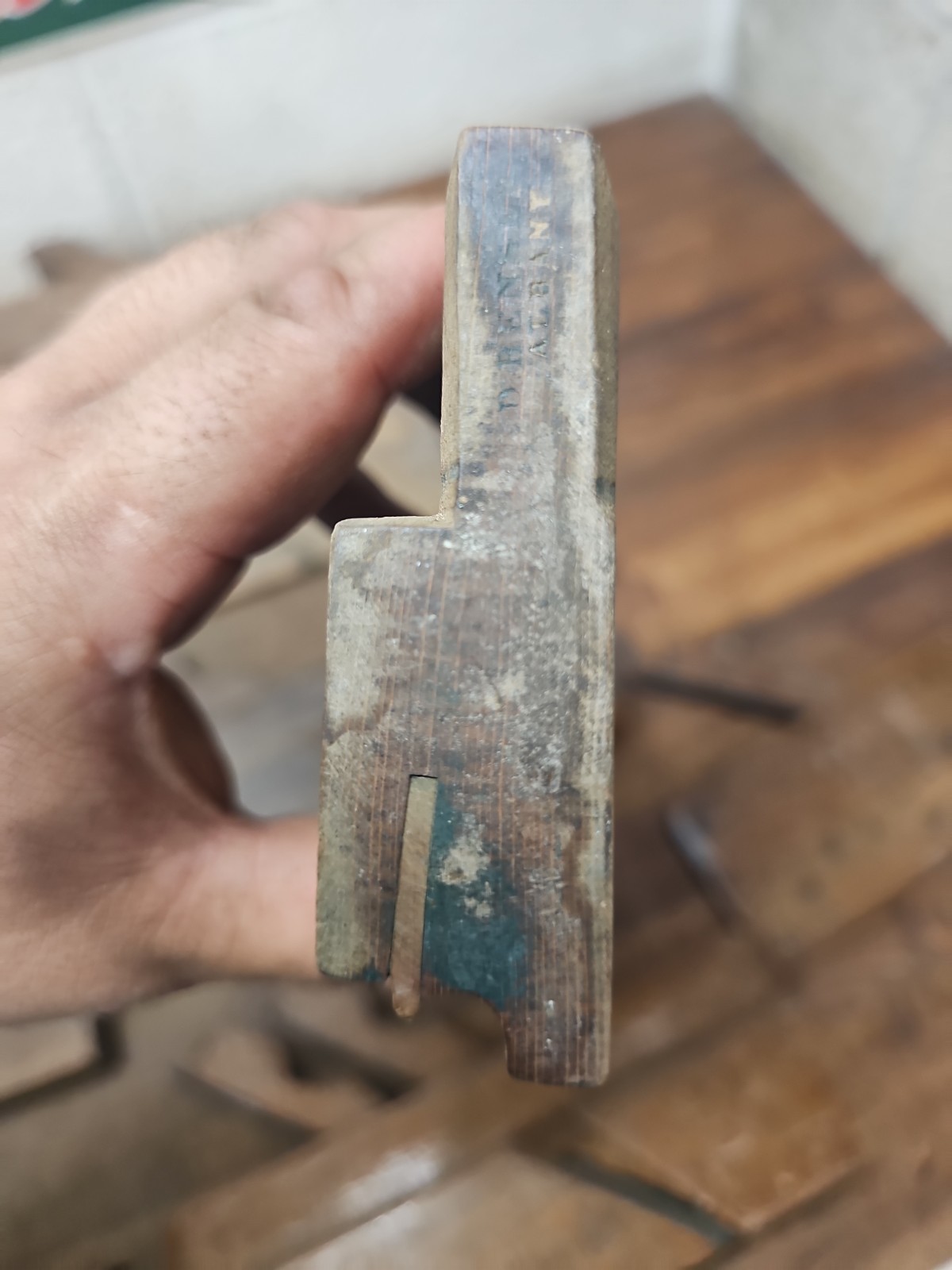 P85- 10 Antique Wood Molding Planes