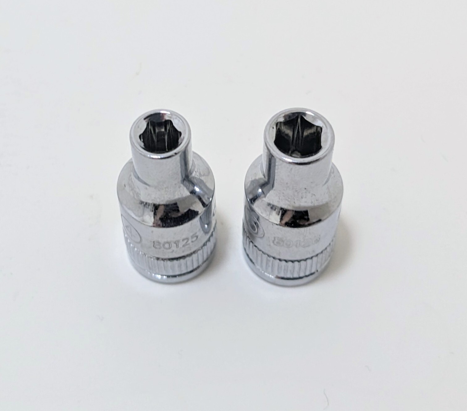 GEARWRENCH 4MM & 5MM 1/4 Inch Drive 6 Point Sockets Metric Knurled Polished