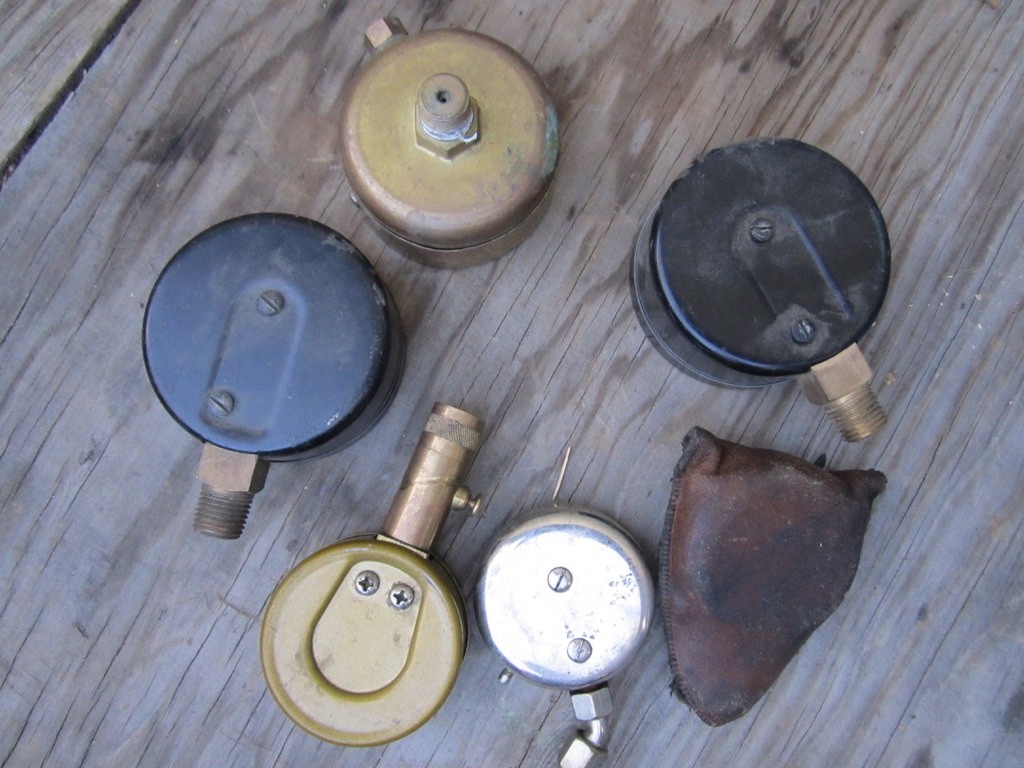 Vintage lot of Gauges: Air pressure, Vacuum , Steampunk …untested