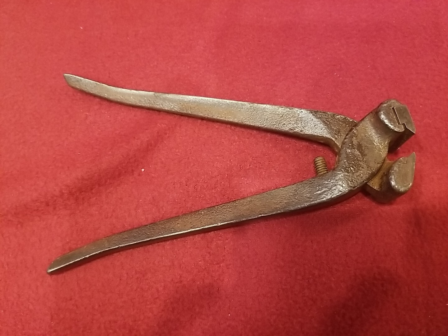 VINTAGE AMERICAN TOOL NIPPERS CUTTING PLIERS APPROX 8″