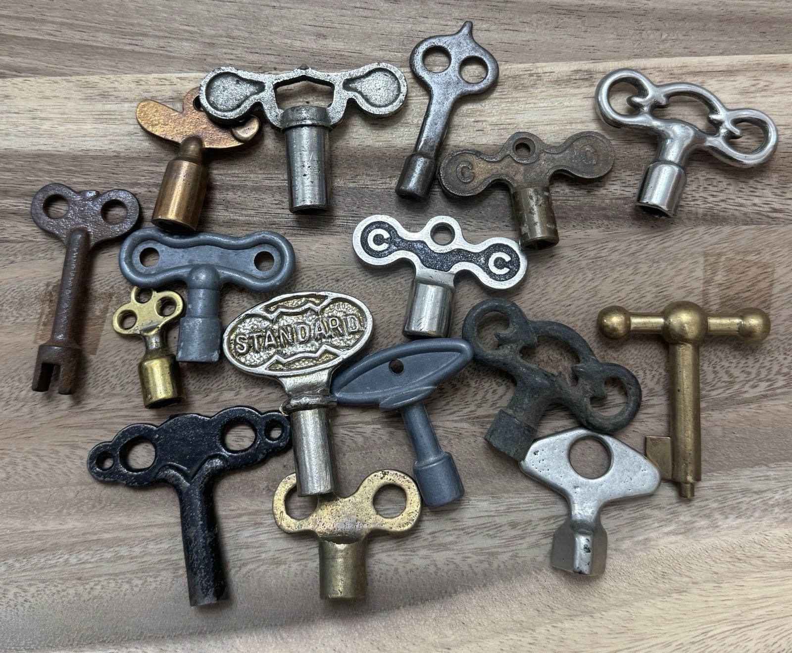 Vintage Antique Brass Metal Gas Valve Radiator Fireplace Random Key Tool Lot