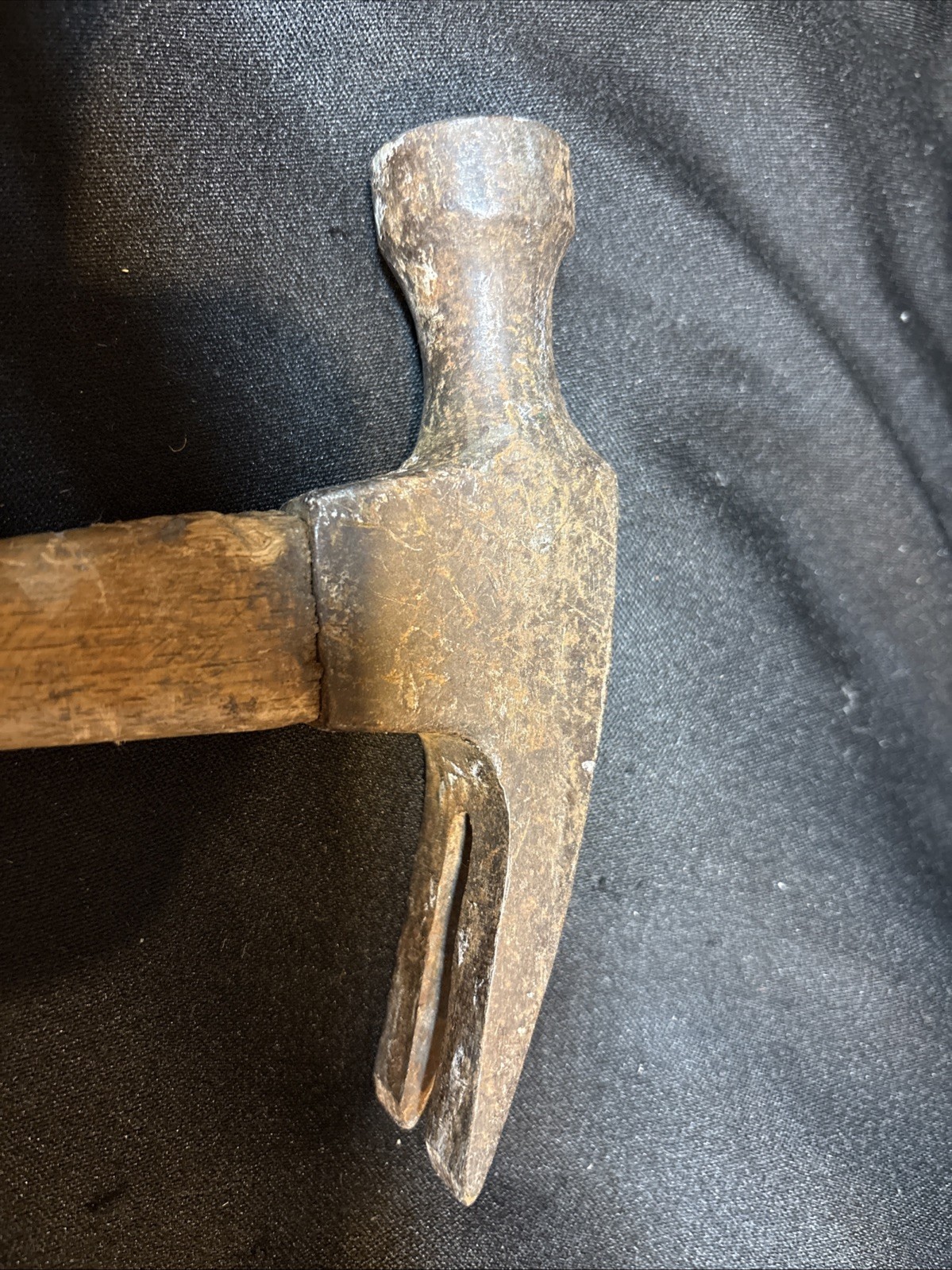VTG 16 oz. Straight Claw Carpentry Forged Steel Hammer Wooden Handle Great Tool