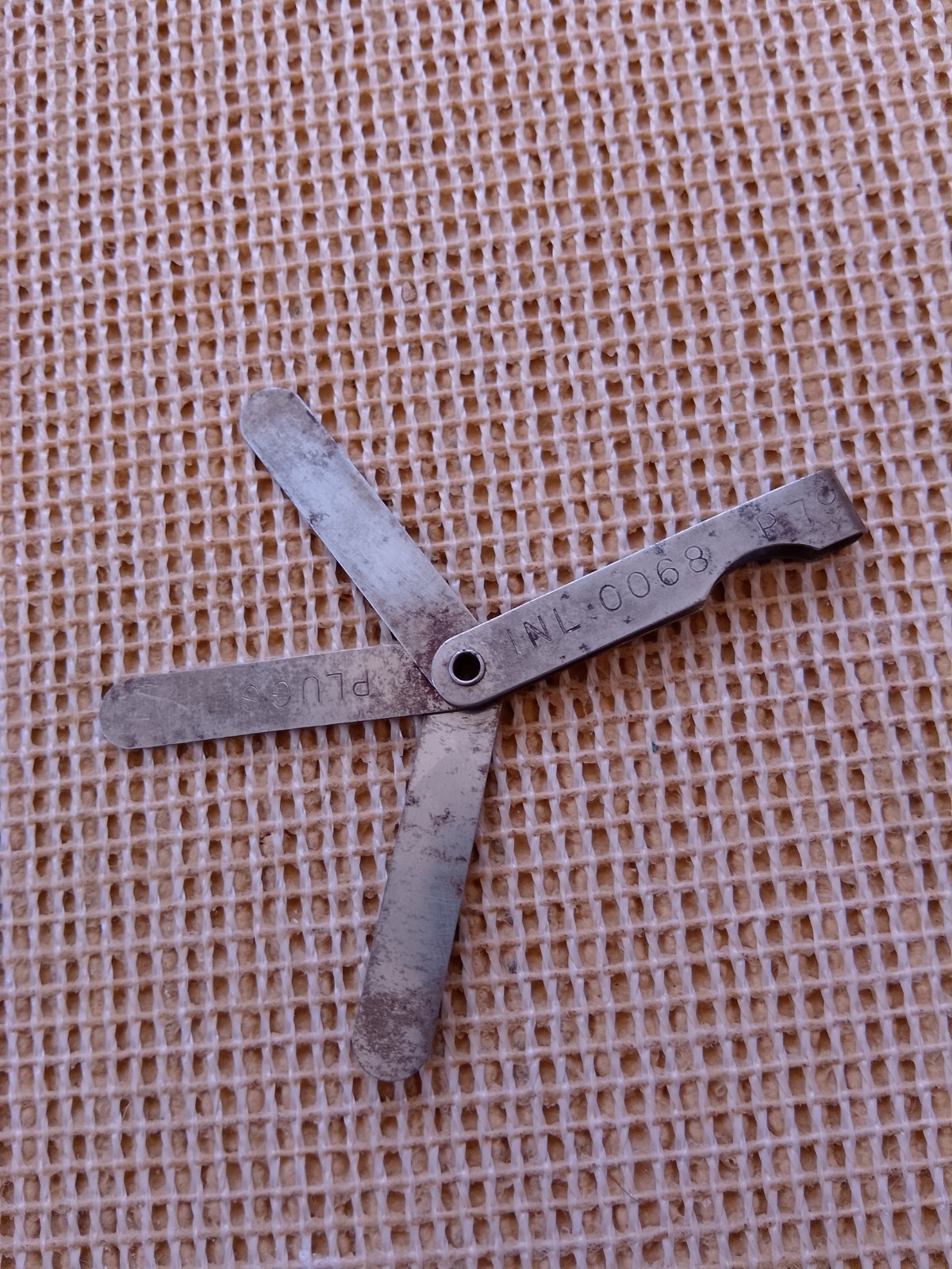 VINTAGE FEELER GAUGE 3 BLADE EXH 0084 INL 0068 FOR CLASSIC CAR TOOLKIT