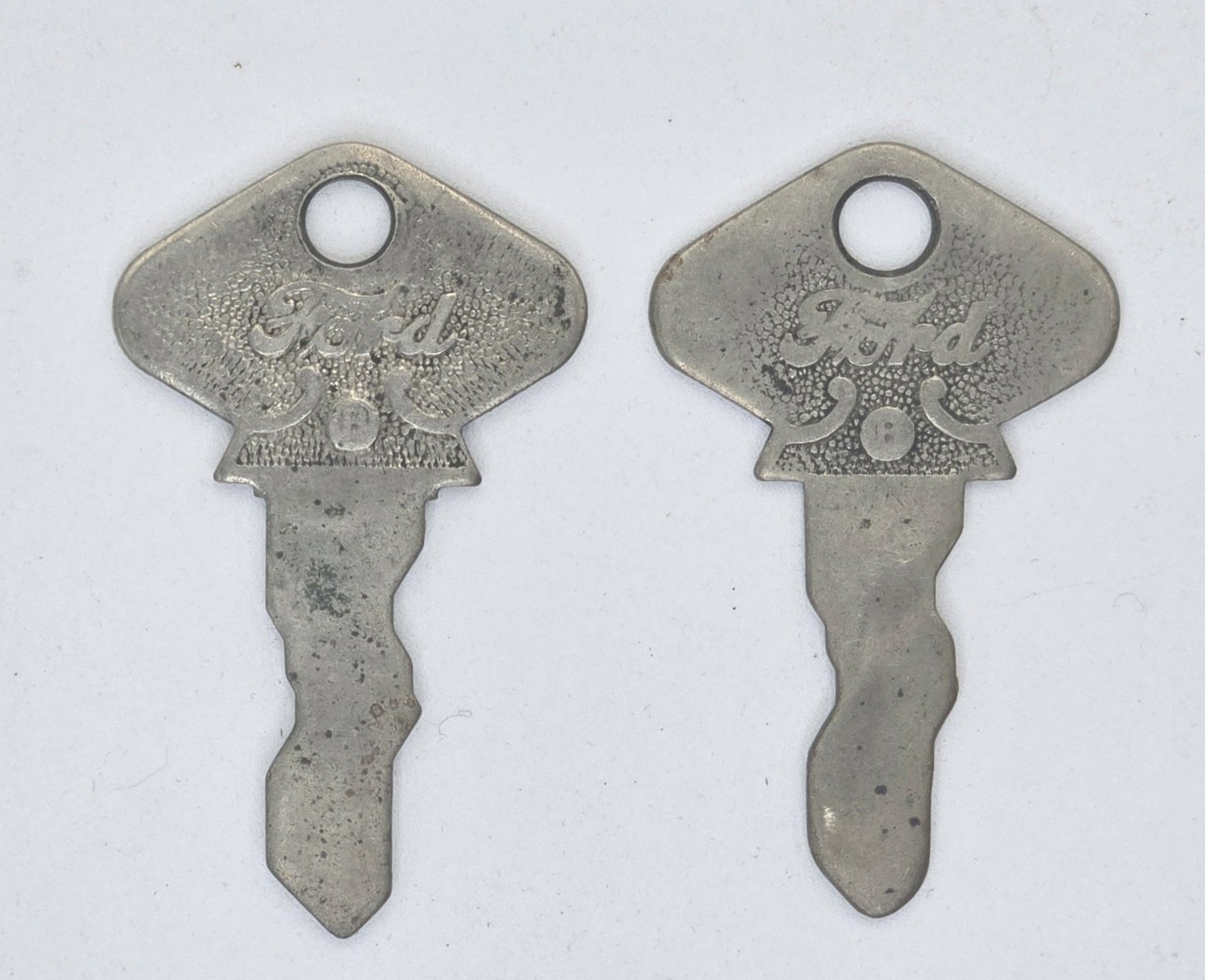 Antique Vtg Car Key Lot 21 Ford Model T GM AMC Briggs BASCO Johnson 1910s-1970s
