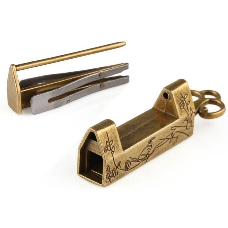 Chinese Locks Old Style Lock and Key Excellent Brass Carved Word