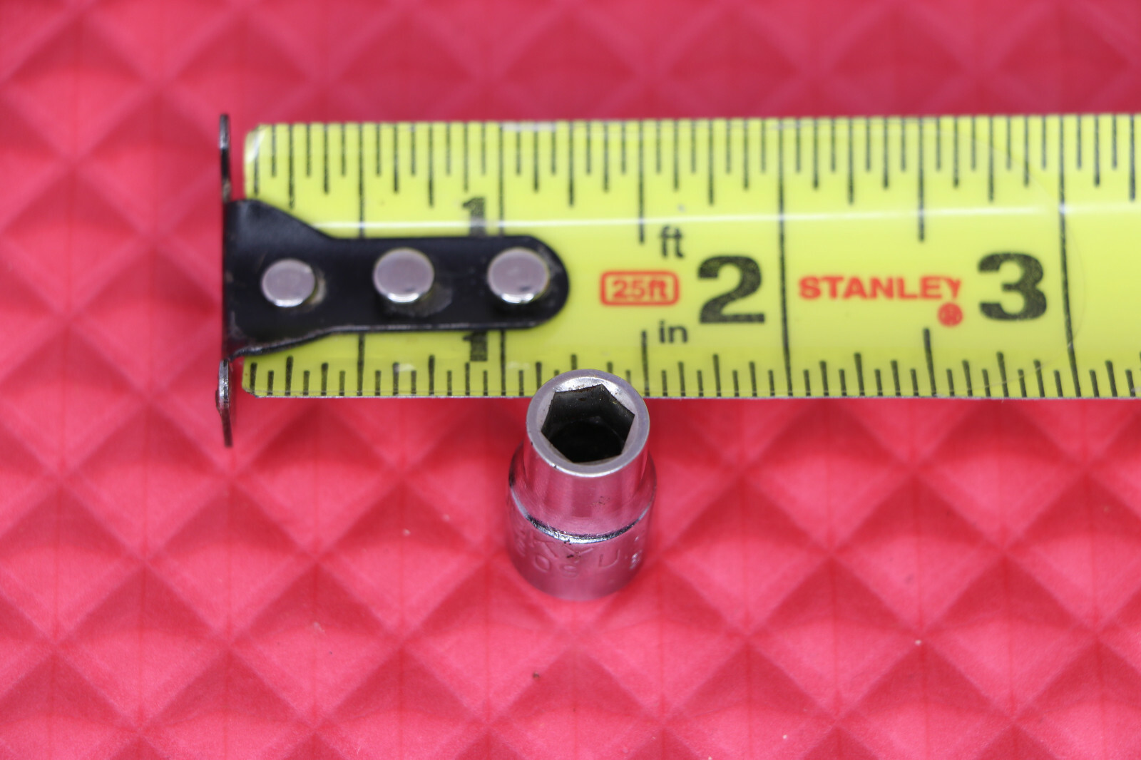 Vintage Husky CM609 9/32″ 6pt 1/4″ Drive Socket USA