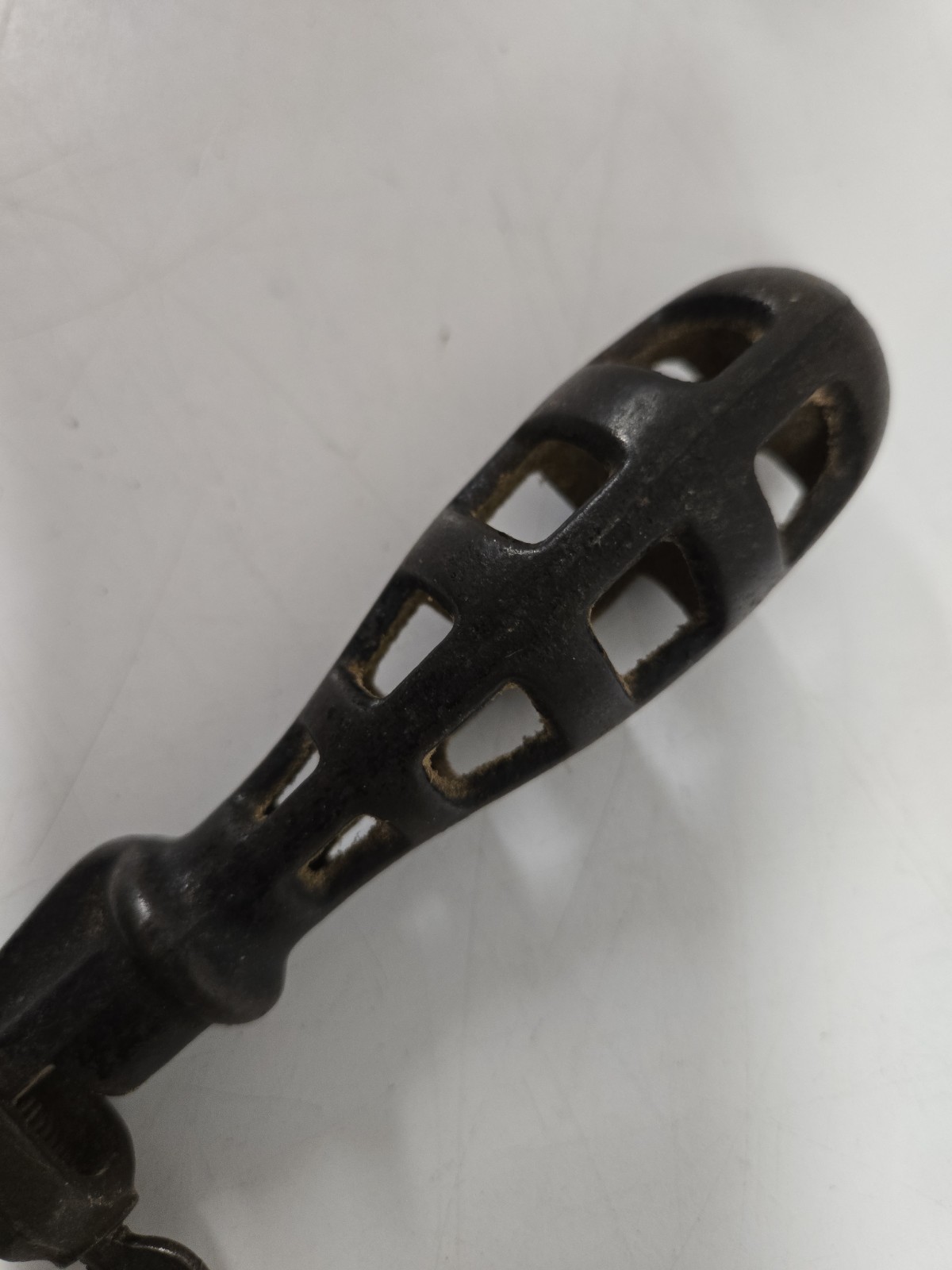 Vintage 5″ Cast Iron Metal File Handle Holder Caged Skelton Multipurpose