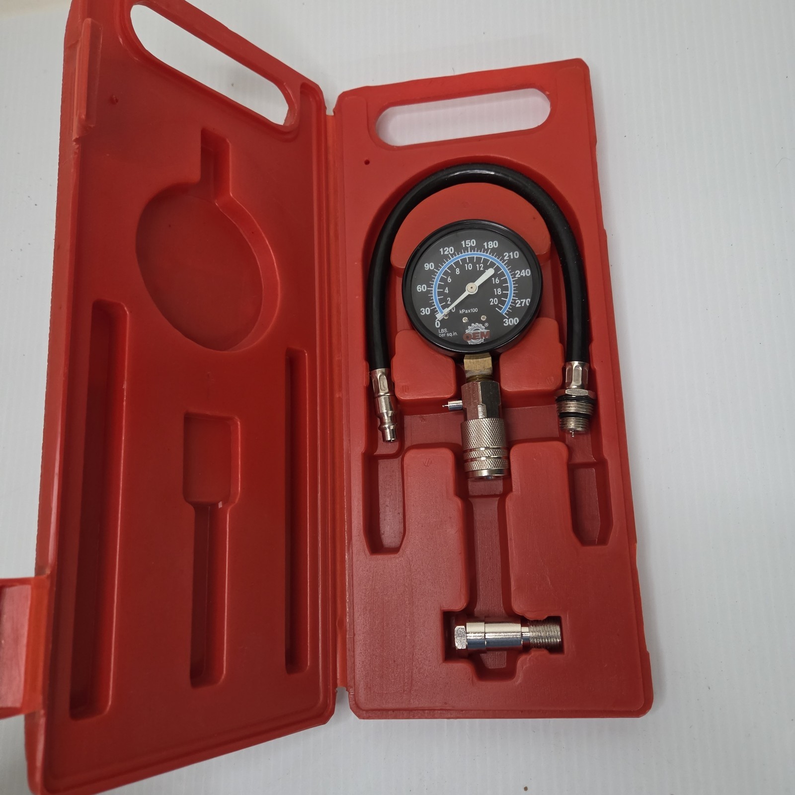 OEM 27138 Compression Tester Gauge Set 300 PSI With Case (GO1067134)