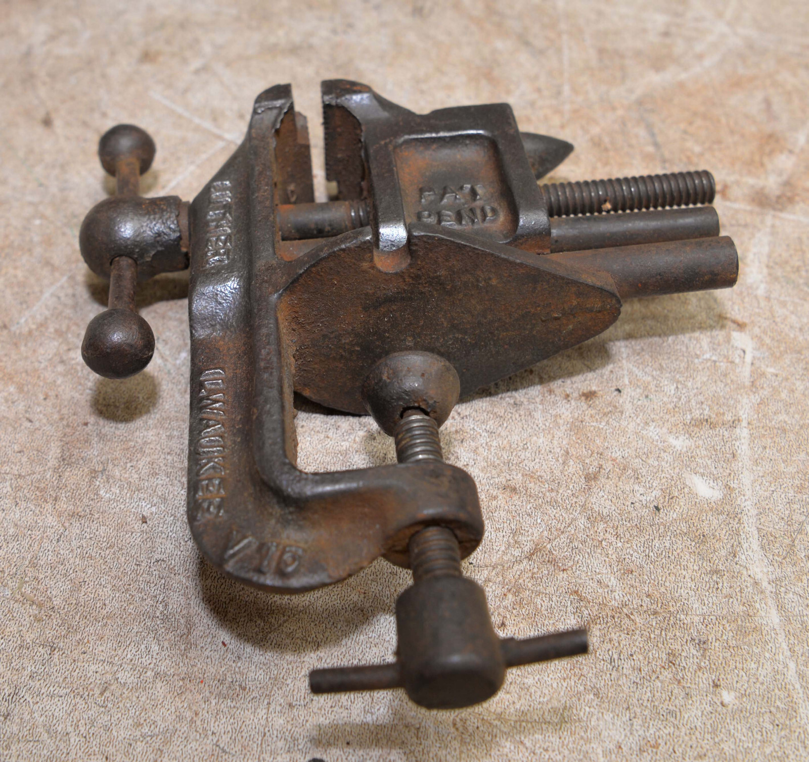 Rare antique V15 Luther patent pending tiny collectible vise bench anvil tool