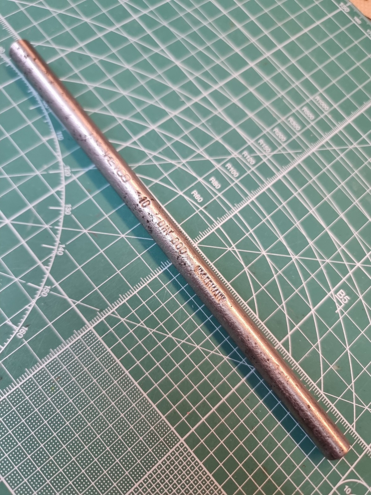 Vintage 8cm by 10mm Tommy Bar (H)