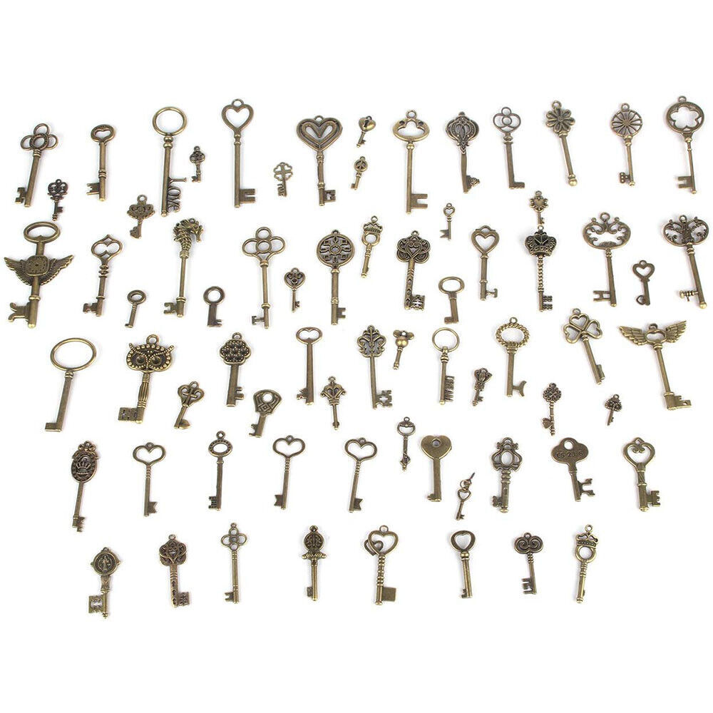 69 Pcs Set Antique Vintage Old Look Ornate Skeleton Keys Necklace Pendant Decors