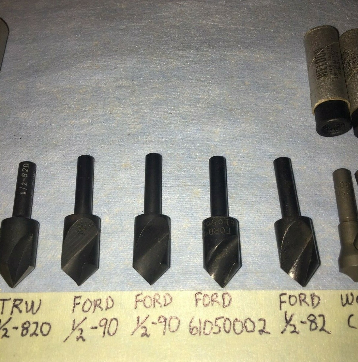 11 pcs. VINTAGE DEBUR BITS WELDON + FORD, Mixed sizes and Fluting, Shanks