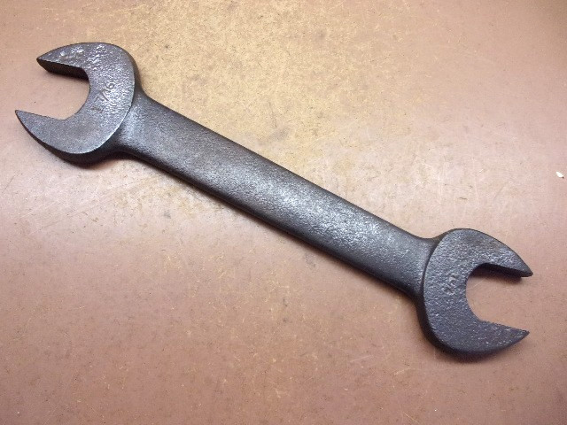 FAIRMOUNT USA 1 1/4″ x 1 7/16″ x 13 1/2″ LARGE OPEN END INDUSTRIAL WRENCH Clean!