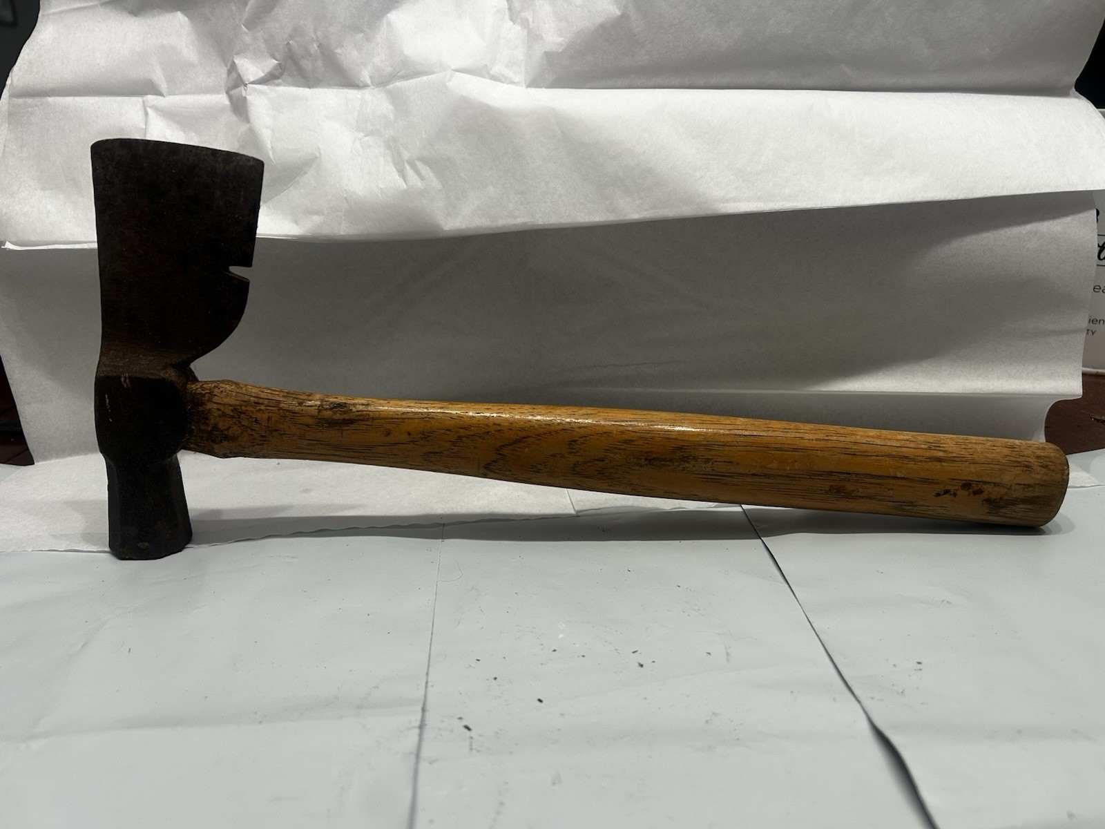 Dixie No. 33/333 Hatchet Axe w/ Wooden Handle – Vintage Original