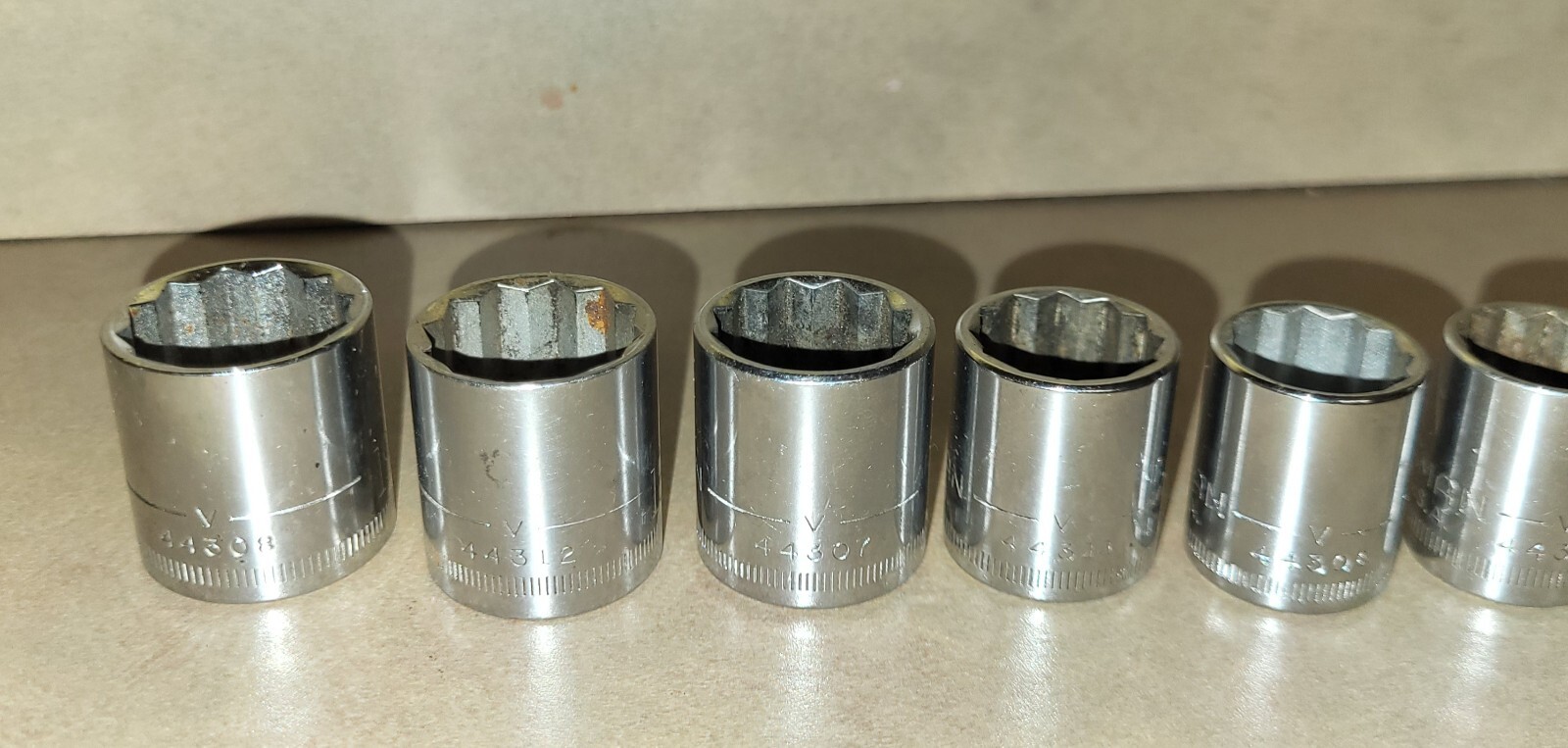 CRAFTSMAN -V- Series METRIC 3/8″ Dr Socket Set (11) Pcs 12pt Bottom Hash – USA