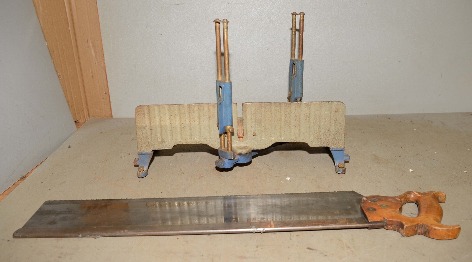 Stanley 50 1/2 miter saw correct Disston Stanley hand saw collectible trim tool