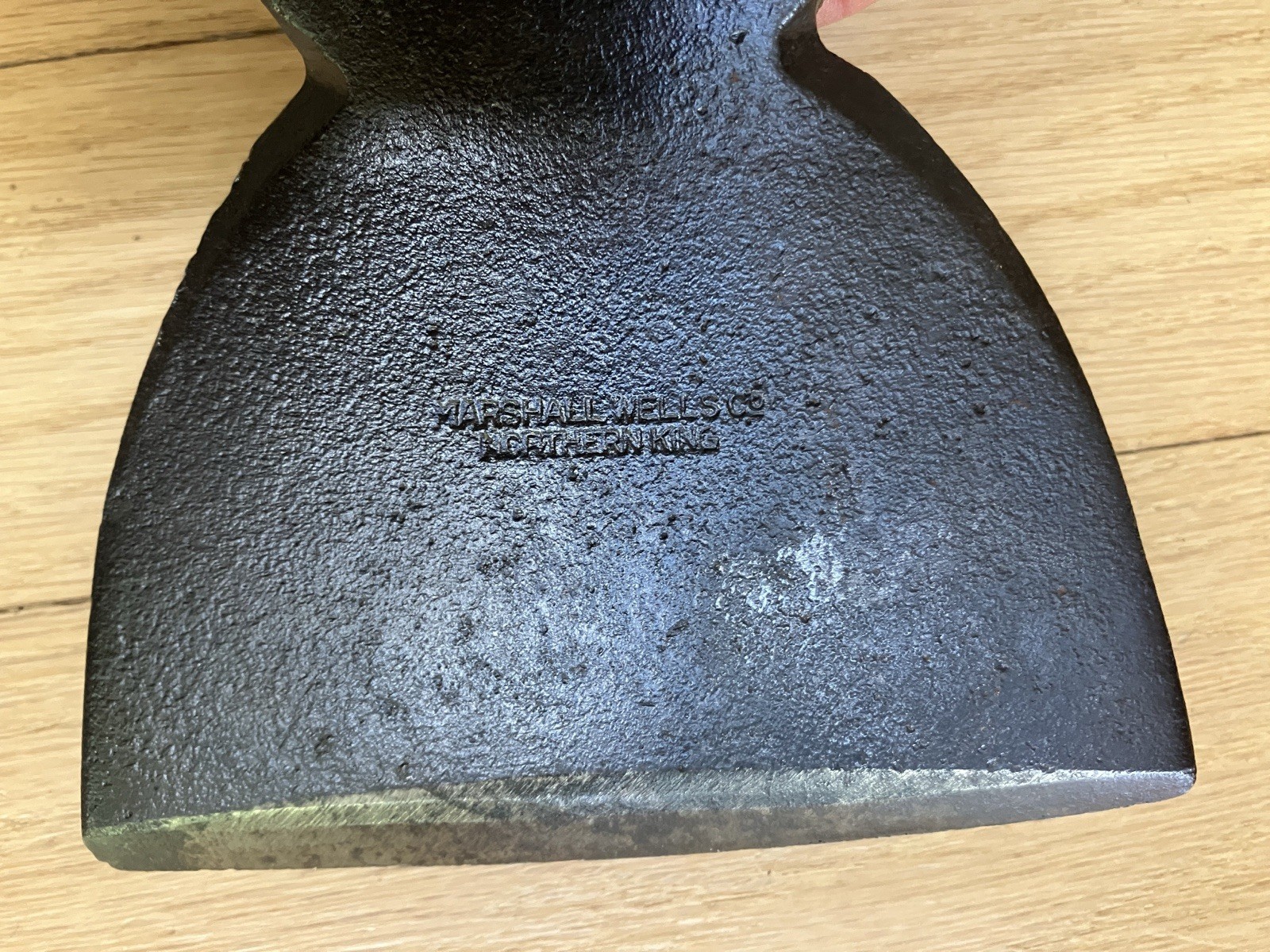 MARSHALL WELLS CO. NORTHERN KING HEWING HATCHET HEAD – VINTAGE AXE BUSHCRAFT