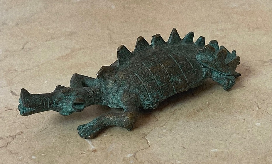 RARE! MUSEUM QUALITY ANTIQUE ASHANTI SOLID BRASS CROCODILE GOLDWEIGHT 3 1/2″