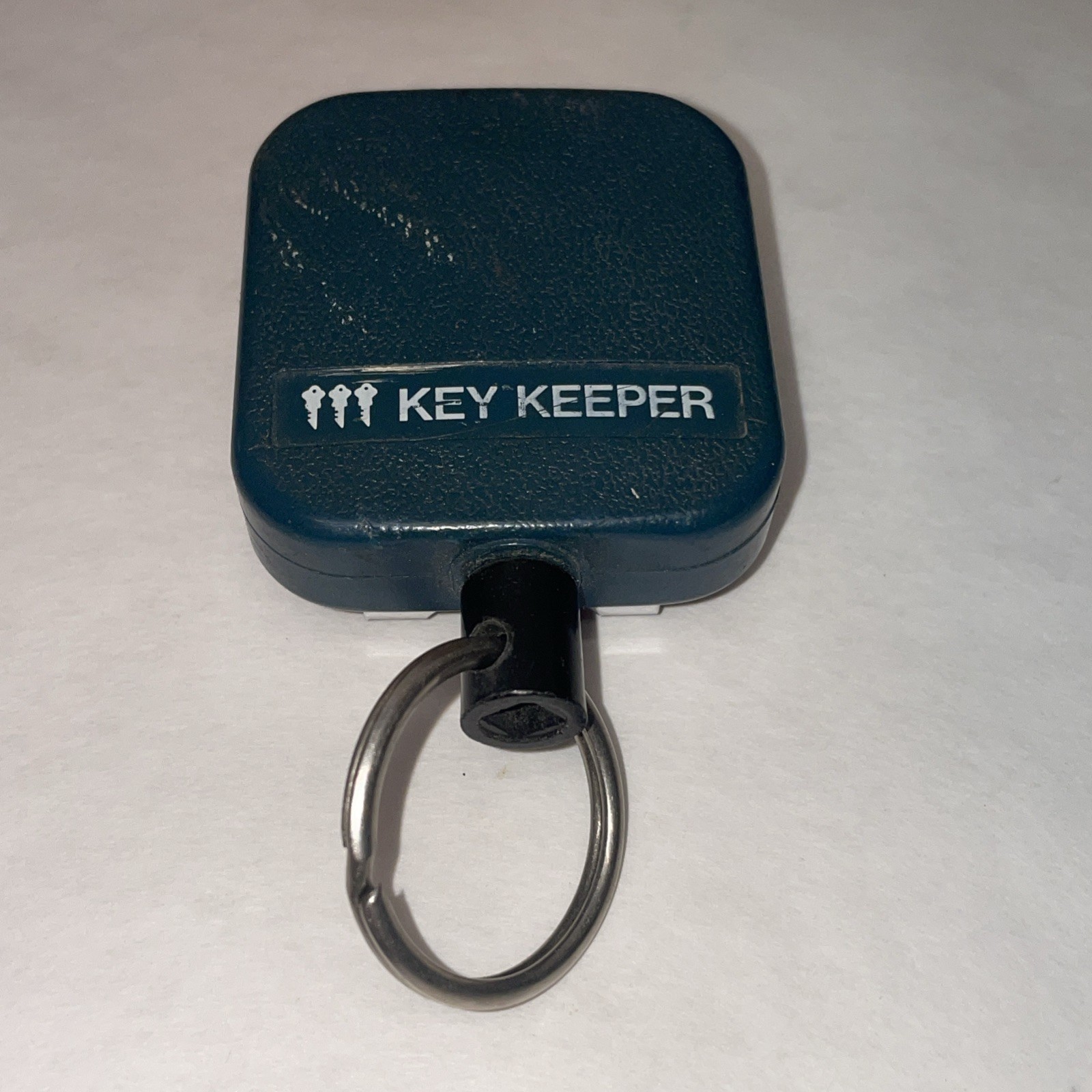 Vintage STANLEY Key Keeper Retractable Key Ring W Belt Loop & Pocket Clip