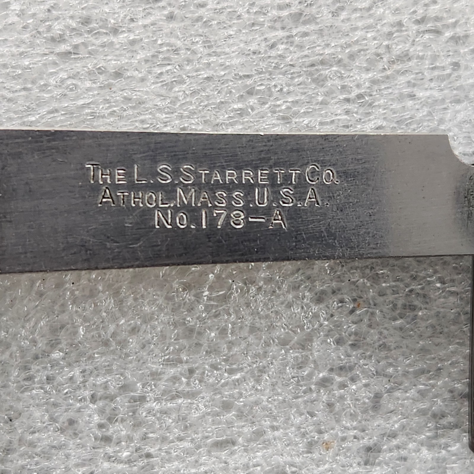 The L.S. STARRETT No. 178 A RADIUS FILLET GAGE MACHINIST TOOL. USA