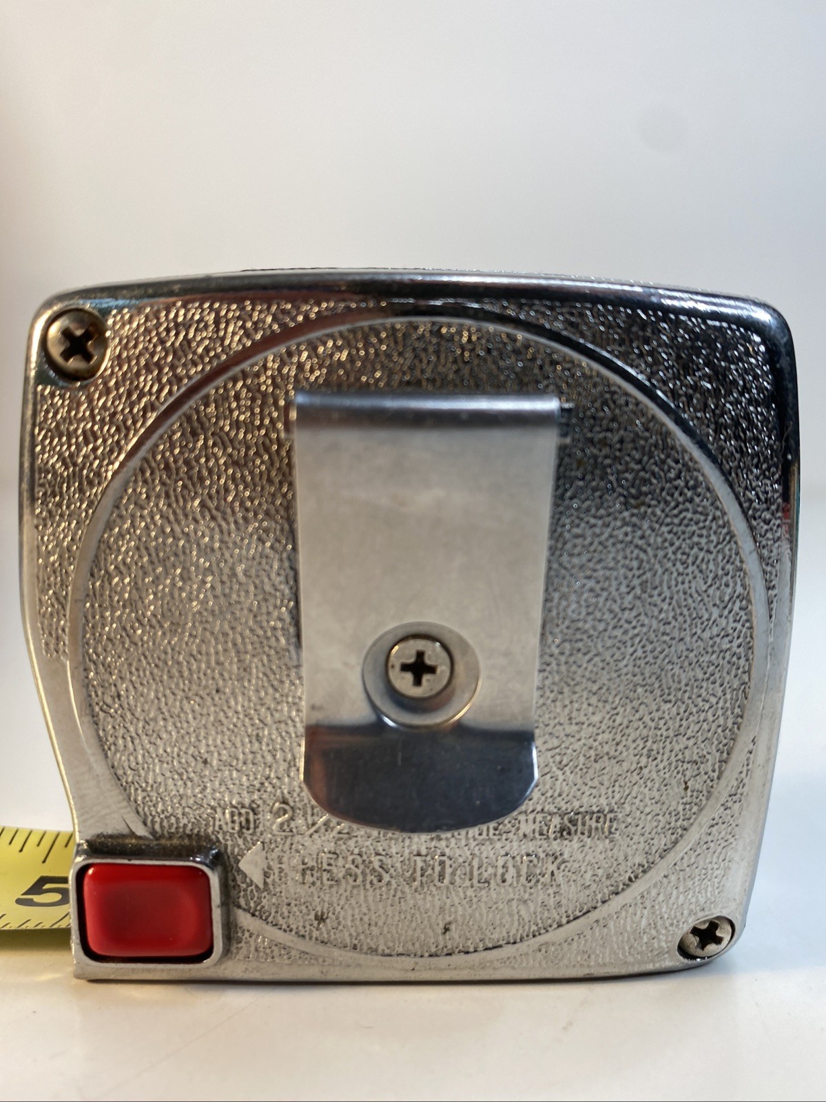 VINTAGE Sears/Craftsman #39217 PR – 20′ FT Tape Measure – Red Button Model