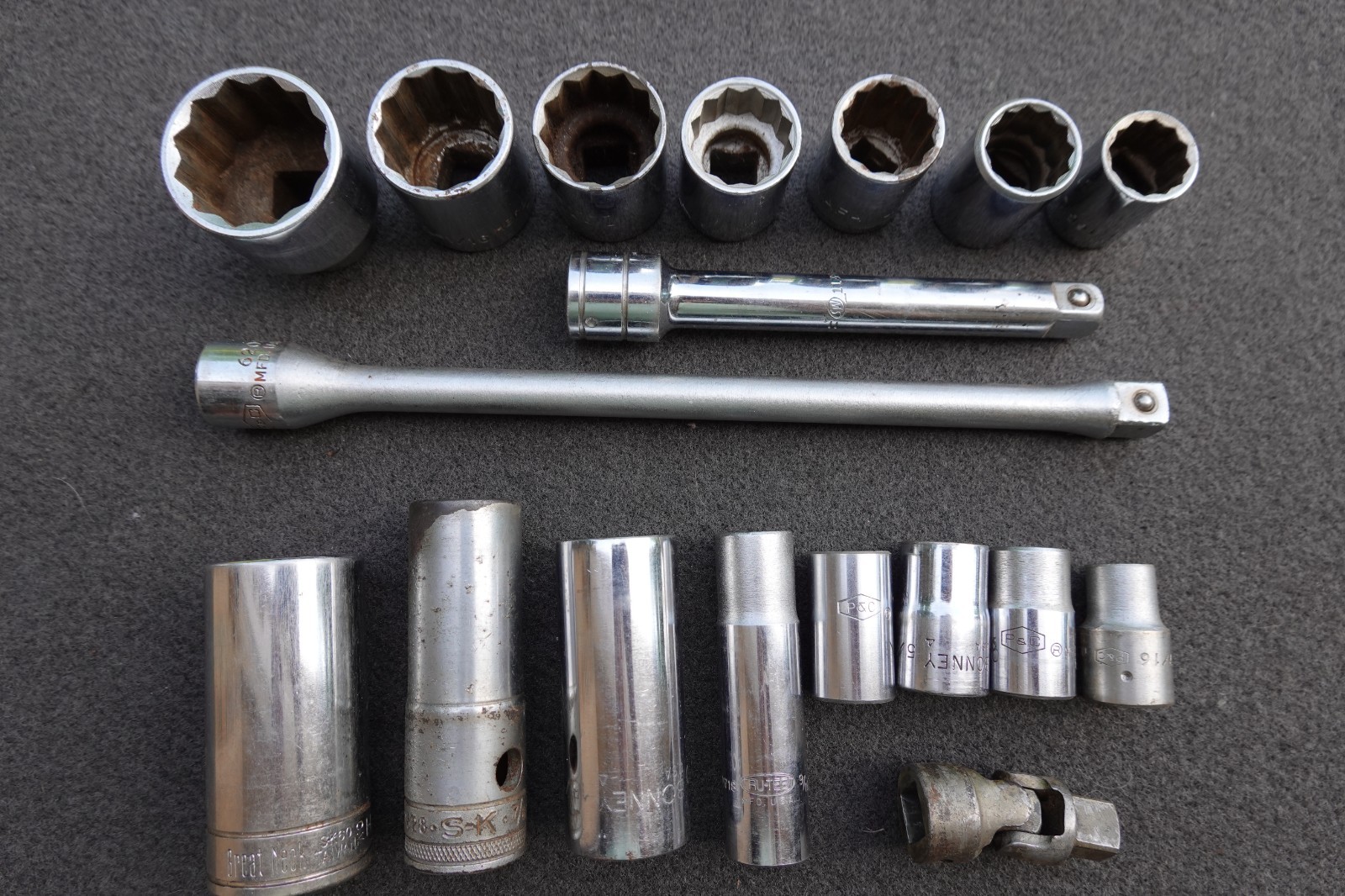 lot of 18 VTG 1/2″ DRIVER, SOCKET & EXTENSION, MADE IN USA