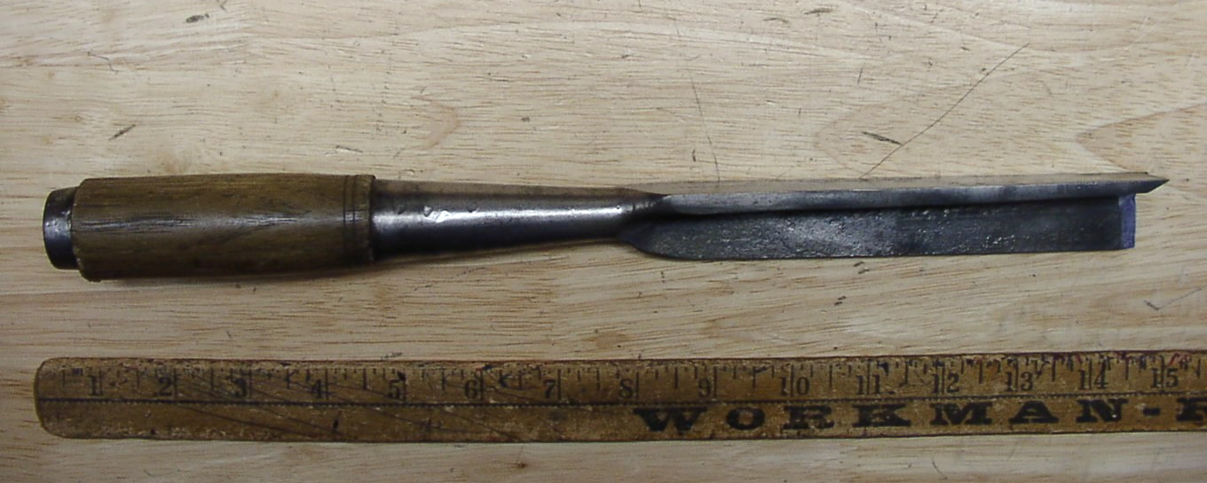 Antique T.H. Witherby Socket CornerChisel,1″ X 10-1/8″,W/4-1/16″ Iron Ring Hndl