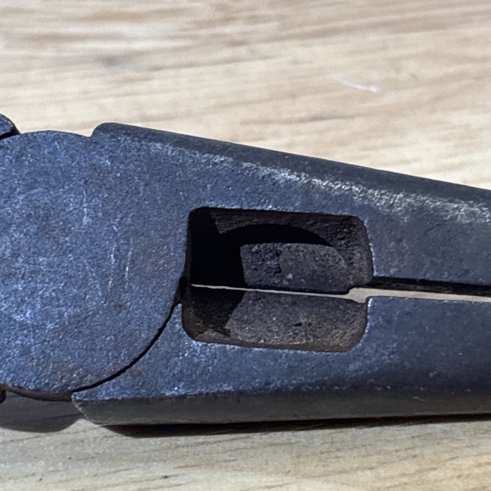 Pre Snap On 7″ Vacuum Grip Needle Nose Pliers No. 196 Vintage Newport, PA USA