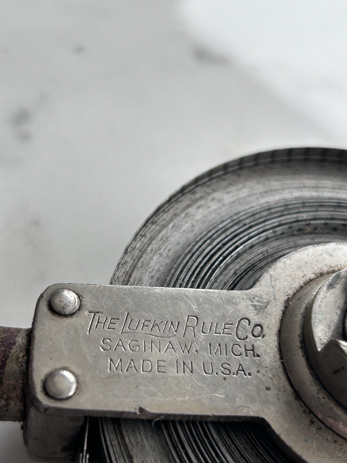 Antique Lufkin Rule Co Engineer Surveyor Metal Roll Tape Measure