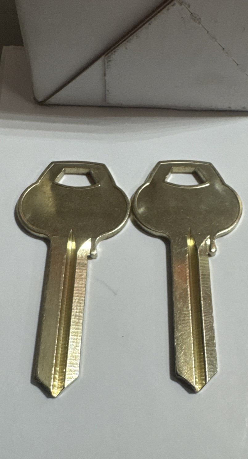 LOT OF 2 CORBIN RUSSWIN D1 6 PIN KEY BLANK
