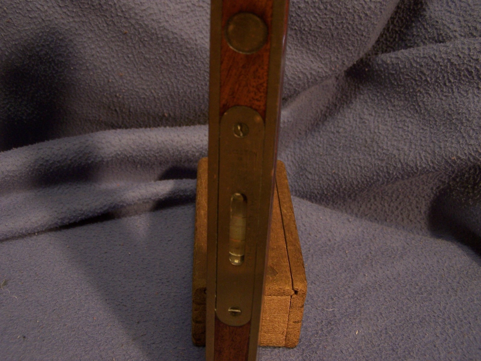 Henry Disston & Sons No 60 12 in Brass Bound Rosewood Level good bubbles