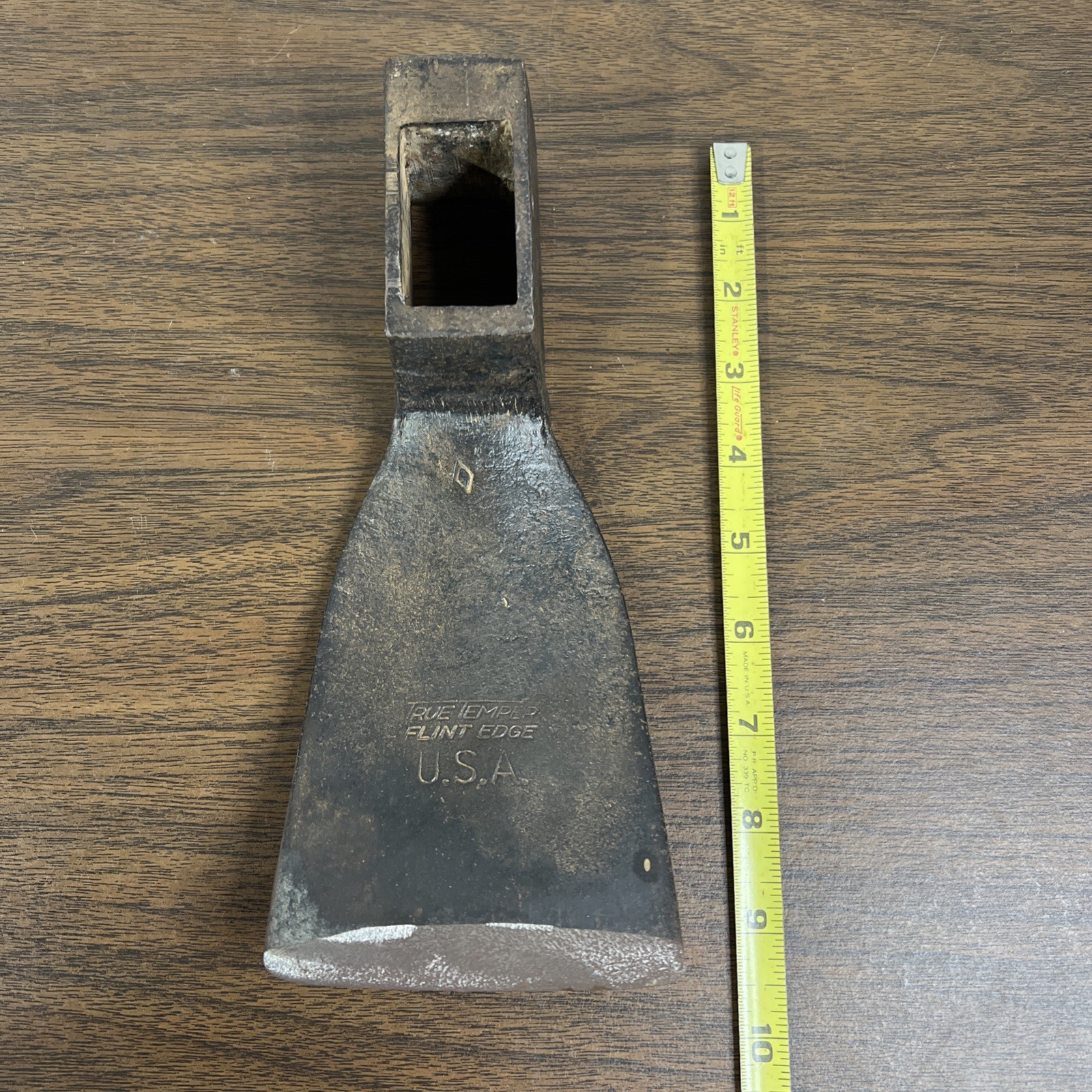 Vintage True Temper Flint Edge Hazel Hoe 3 1/2 Pounds