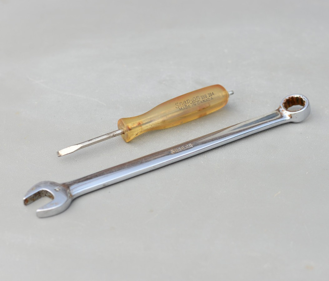 2 Vintage Snap-on Spanner Wrench 11 & Small Flat Screwdriver SSD 204
